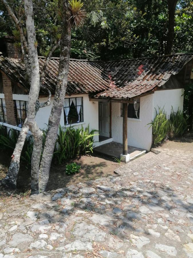 Posada Montana Del Quetzal Cobán Esterno foto